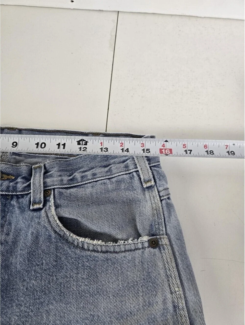 Carhartt Carpenter Jeans 32x30 Baggy Wide Leg Fit Light Wash Distressed Denim